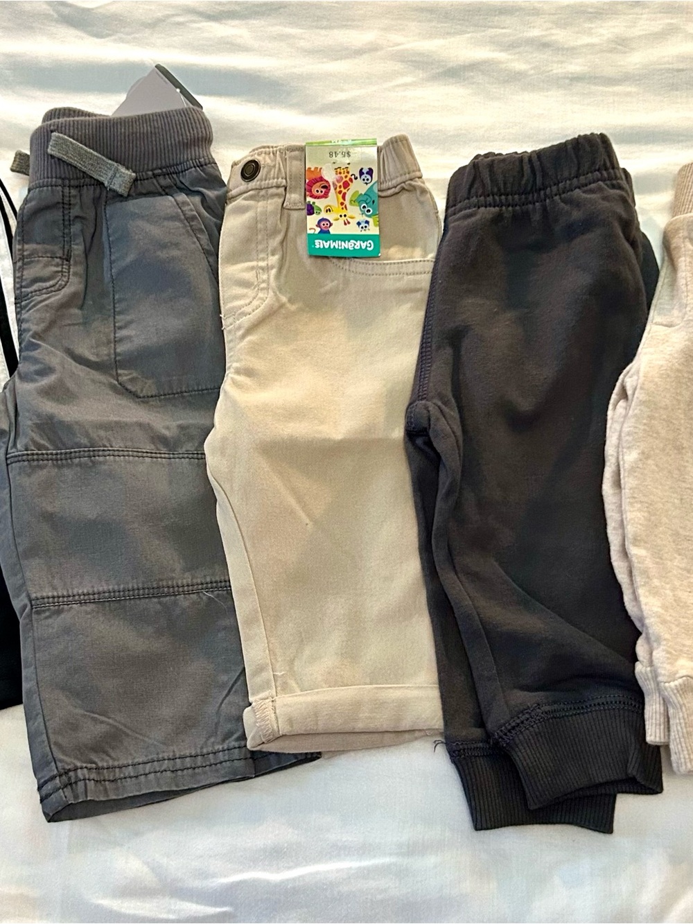 6-9 Month Pants 5 Pieces Fall New and Excellent Condition